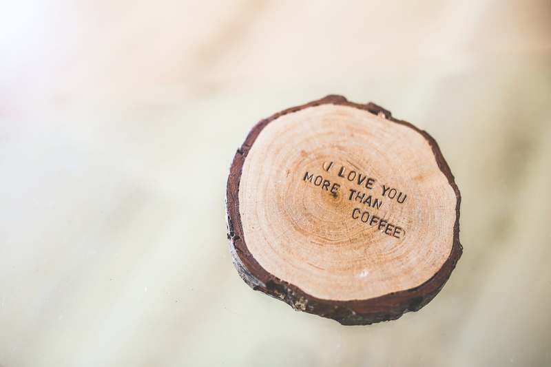 little, home, food and drink, pad, old, wood - material, photos, mug pad, indoors, 5K, focus on foreground, stranded, brown, wine, winemaking, wood, retro