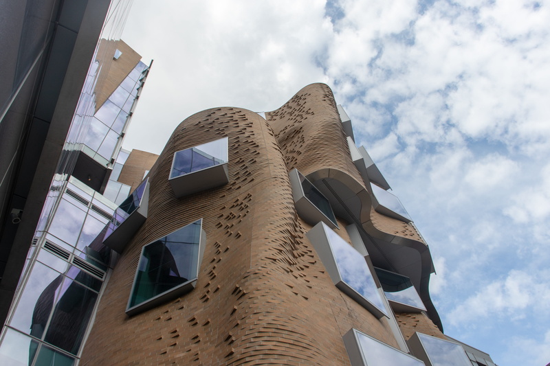 frank, tower, outdoors, glass, nature, glass - material, sunlight, cloud - sky, modern, sky, 5K, facade, window, apartment, built structure, low angle view