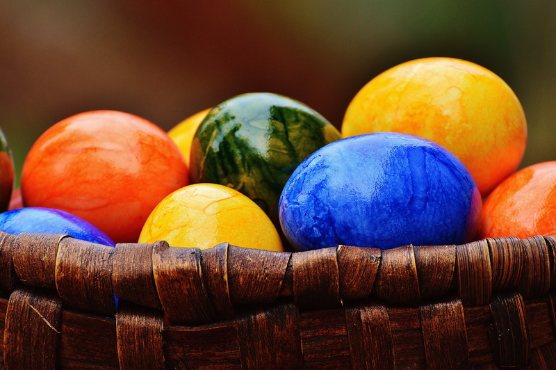 wood - Material, still life, season, photo, close-up, easter eggs, variation, multi Colored, eggs, choice, medium group of objects, group of objects, springtime
