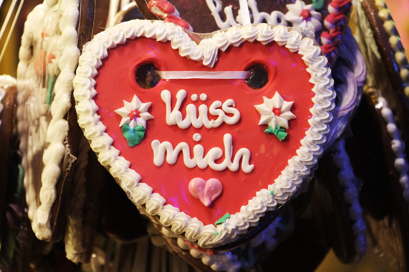food and drink, fun, be in love, heart Shape, gingerbread heart, fairground, pleasure, food, text, indoors, heart, leisure, close-up, night, kiss me, multi colored