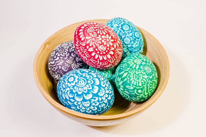 multi Colored, cultures, assorted, ceramic, spring, circle, temptation, sweet food, brown, indoors, sweet, celebration, easter egg painting, six, easter egg