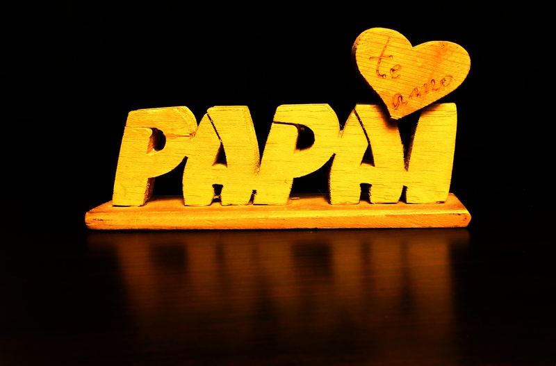 papai, wood, text, celebration, positive emotion, days of parents, western script, no people, orange color, love, craft, 4K, alphabet, communication, black