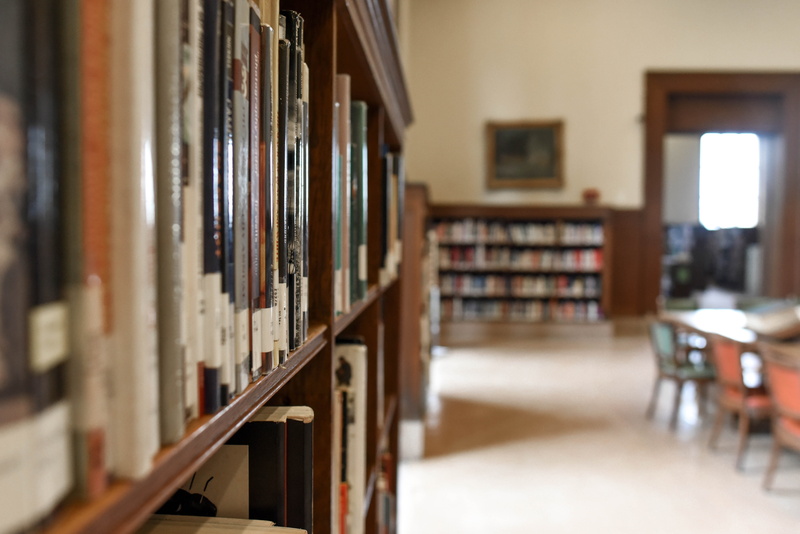 design, antique, room, learn, read, order, selective, collection, learning, focus on foreground, wooden, university, shelf, selective focus, architecture