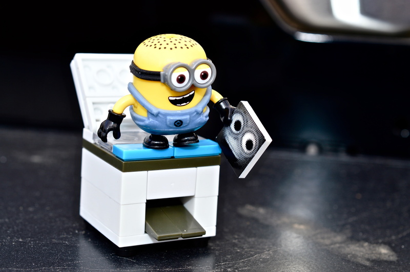animal representation, focus on foreground, office, technology, childhood, bob, toy, close-up, coiled spring, creativity, toy car, minion, 5K, small, photography