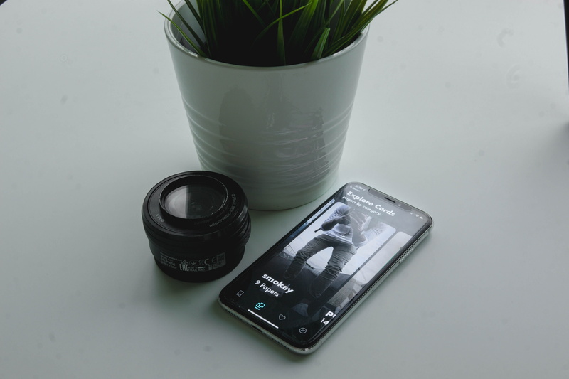 php, camera - photographic equipment, high angle view, mobile phone, mouse, close-up, swift, photography themes, 35, modern, table, communication, minimal