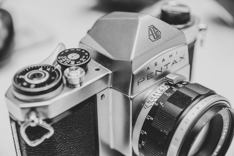 close-up, connection, nostalgia, video camera, still life, communication, analog, fruit, 2K, camera, antique, camera lens, finger, dslr, lens cap, logo