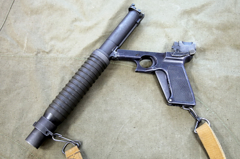 gun, color, andquot;Tulaandquot;, arm, domestic, meters, swivels, shooting, KS-23, has, 2K, butt, strap, sighting, cartridges, 12-gauge, green, weight