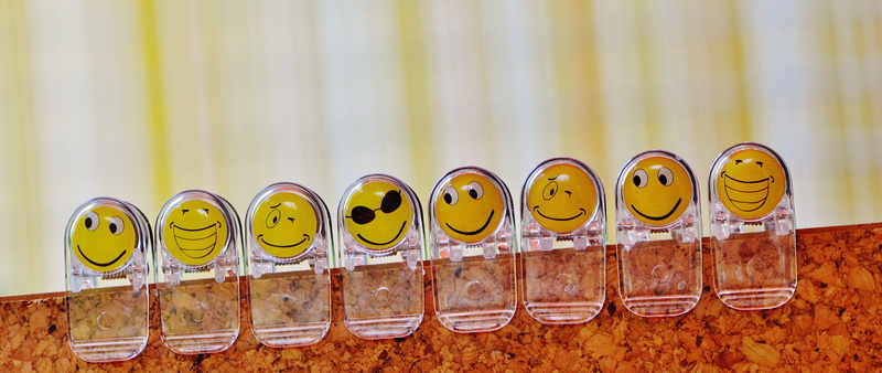 design, 5K, faces, yellow, in a row, wooden, paper, cute, business, side by side, still life, clipper, animal, day, order, outdoors, art, communication