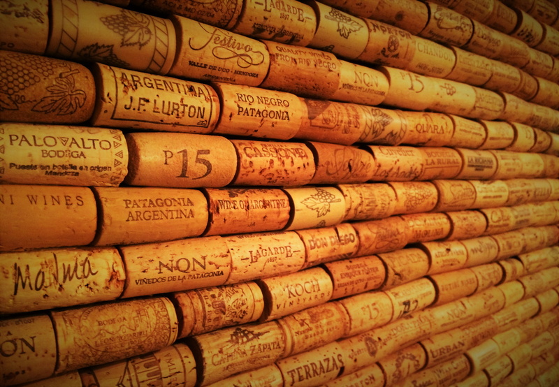 red wine, Italy, Argentina, wall, wine, 2K, cork