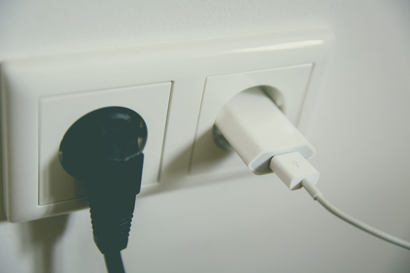 wireless technology, socket, communication, usb cable, lighting equipment, focus, technology, internet, 5K, switch, illuminated, shadow, electricity, cable