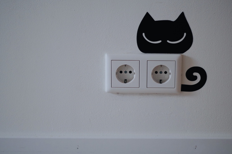 close-up, black color, communication, light switch, home interior, white color, white, no people, wall, shape, technology, outlet, plug, indoors, 5K, connection
