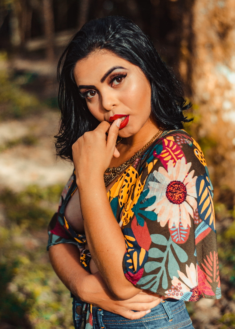 woman, waist up, black hair, hair, floral, pretty, leisure activity, beautiful woman, front view, lifestyles, young women, thumb, casual clothing, beauty