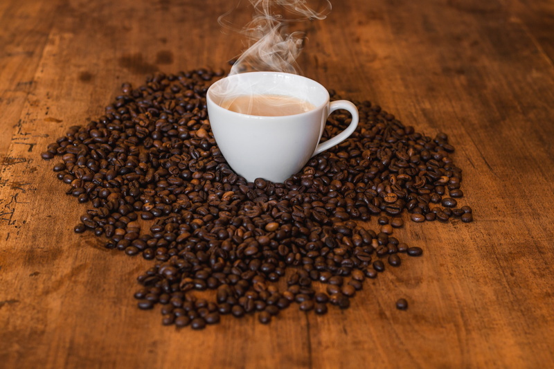 hot coffee, coffee, beans, steam, italian coffee, refreshment, coffee break, textured effect, breakfast, coffee mugs, close-up, smoke, coffee drink, 5K