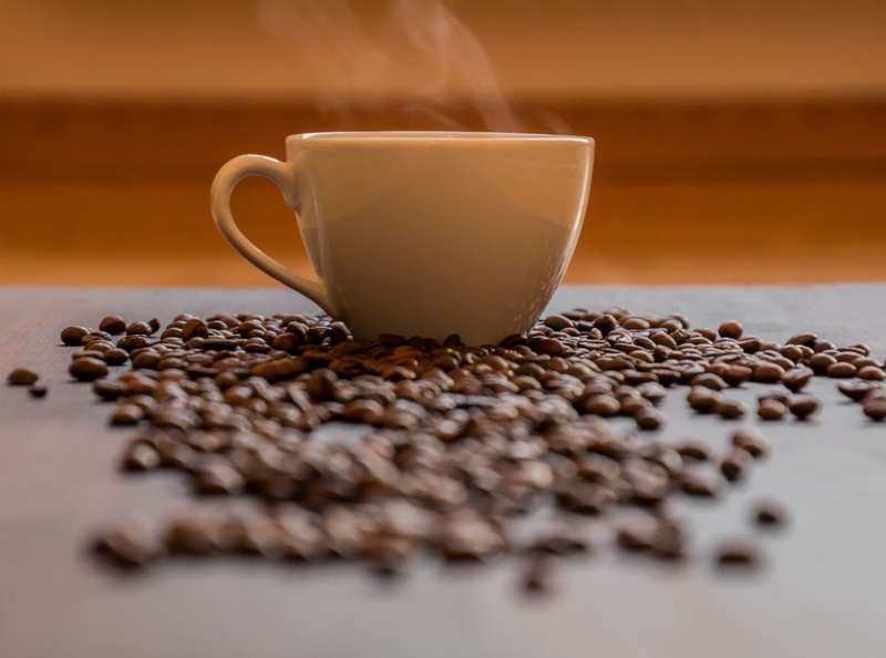 small, crockery, roasted coffee bean, coffee break, coffee, cup, food and drink, drink, close-up, selective focus, coffee cup, hot drink, latte, 4K, caffeine