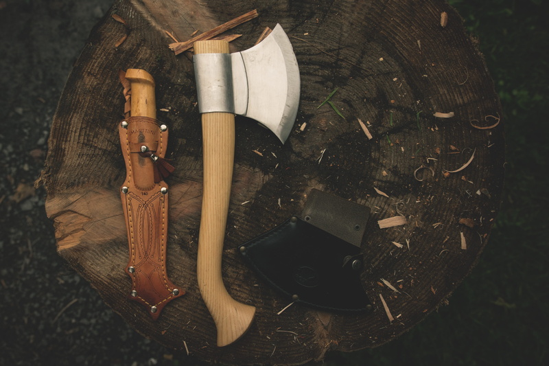 sword, woodworks, day, nature, weapon, log, wood - material, outdoor, bushcraft, case, knife, 4K, wood chop, still life, work tool, brown, knife - weapon