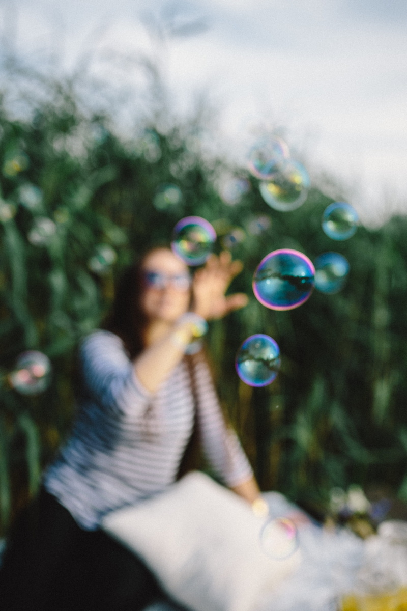 people, vacations, bubble, cheerful, smiling, joy, playing, bubble Wand, childhood, child, tree, lightweight, soap bubbles, woman, focus on foreground