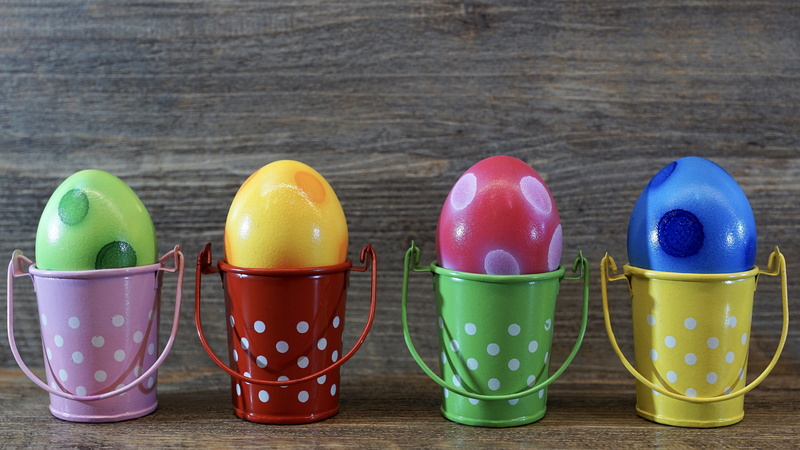 eggcup, easter egg, multi colored, text dom, side by side, spring, easter greeting, table, 5K, greeting card, green color, colored eggs, map, easter theme