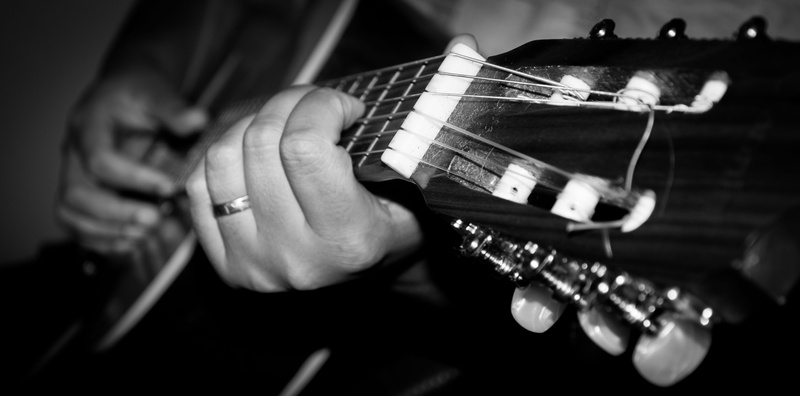 5K, sound, musical equipment, rock Music, fretboard, performance, blues Music, guitarist, jazz Music, holding, artist, musician, indoors, black And White