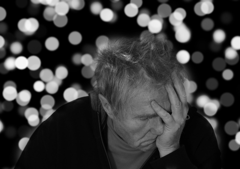 dementia, people, old peoples home, depression - Sadness, fear, clock, front view, head in hands, forgetfulness, think, emotion, man, sadness, seniors