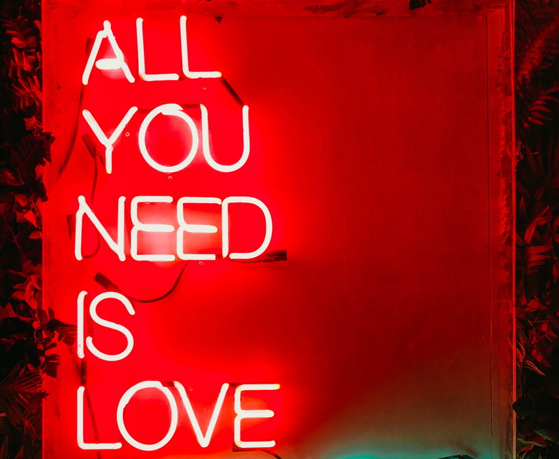 entrance, advertisement, communication, capital letter, 2K, inscription, illuminated, highlight, backgrounds, sign, red, nightlife, close-up, single word
