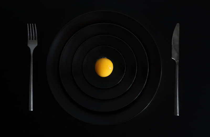 setting, black color, food, household equipment, food and drink, eggs, 1080P, freshness, plate, directly above, black background, indoors, close-up, fork