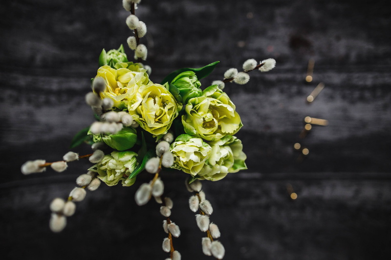 glass jar, jar, no people, wood - material, healthy eating, flowers, bouquet, freshness, little, yellow, close-up, ups, nature, focus on foreground, close