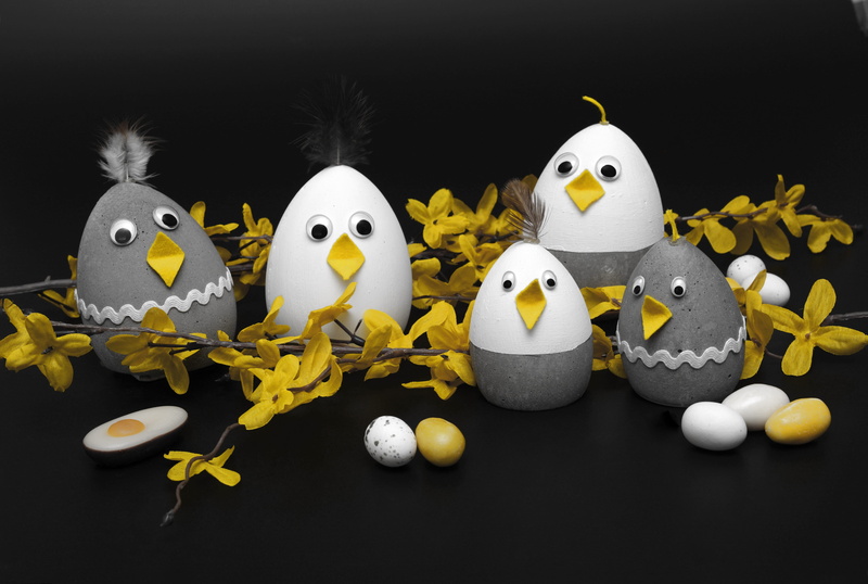 head image, easter decoration, no people, handicraft, black background, easter, easter decor, bird, concrete chick, toy, indoors, close-up, day, grey, chickens