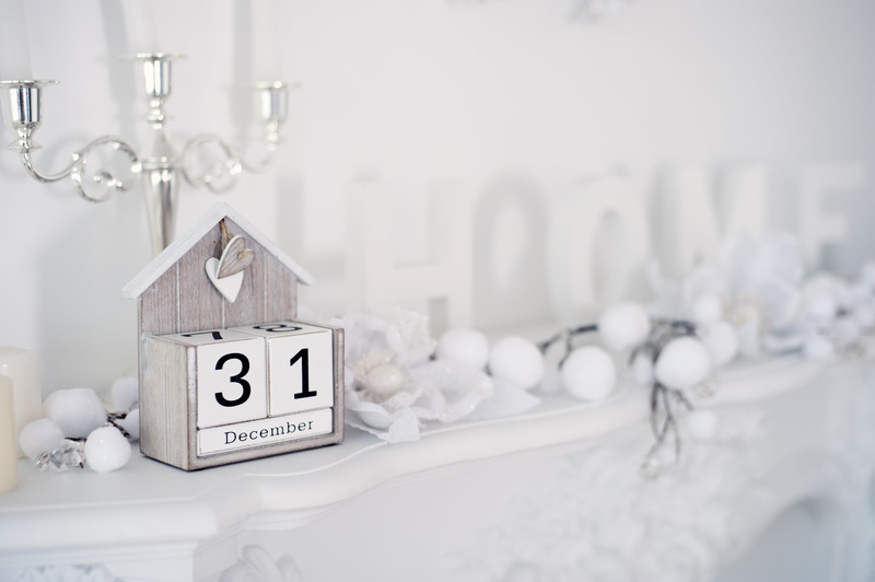 message, celebration, year, domestic room, christmas ornament, home, food and drink, calendar, home interior, art, close-up, december, home showcase interior