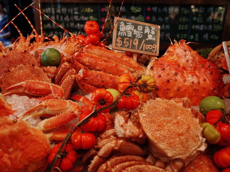 no people, for sale, dinner, supper, assorted, shrimp, plant, seafood, cherry, invertebrate, seafoods, seasoning, clam, crawdad, freshness, crab, abundance