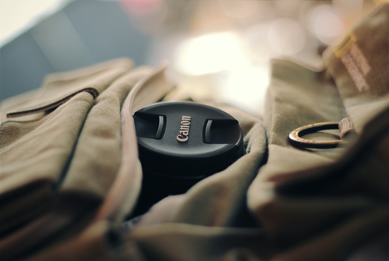 photographer, shoot, digital, seat, bag, photo, travel, lens, backpack, dslr, belt, creative, camera, khaki, push button, equipment, modern, technology