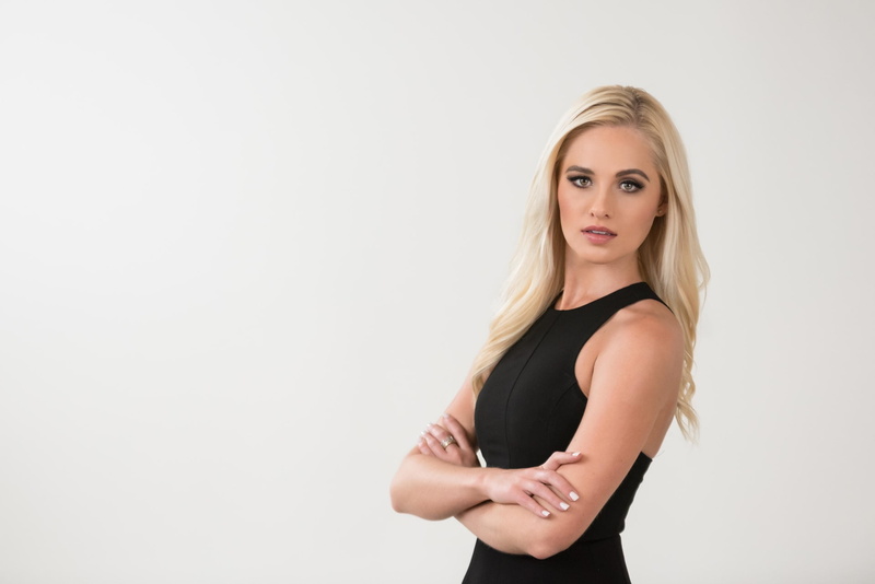 1080P, Tomi Lahren, Women, Political Commentator