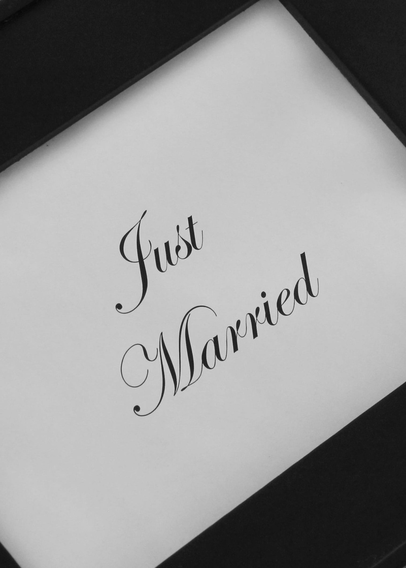 exclamation point, copy space, communication, 1080P, Paper, Wedding, western script, high angle view, no people, emotion, Sign, positive emotion, still life