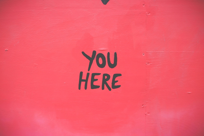 full frame, communication, close-up, exclamation point, architecture, built structure, pink color, no people, day, concrete, sign, message, background