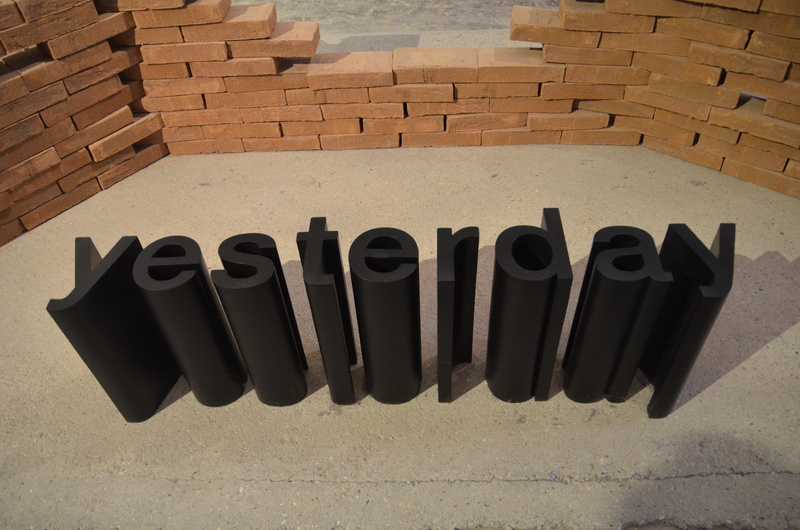 installation, close-up, wall - building feature, nature, built structure, side by side, arrangement, container, shadow, wall, wood - material, Bricks, 4K