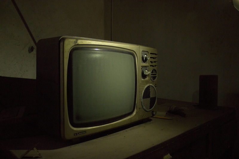 no people, single object, connection, table, home interior, wall - building feature, history, 5K, appliances, obsolete, communication, abandoned, old