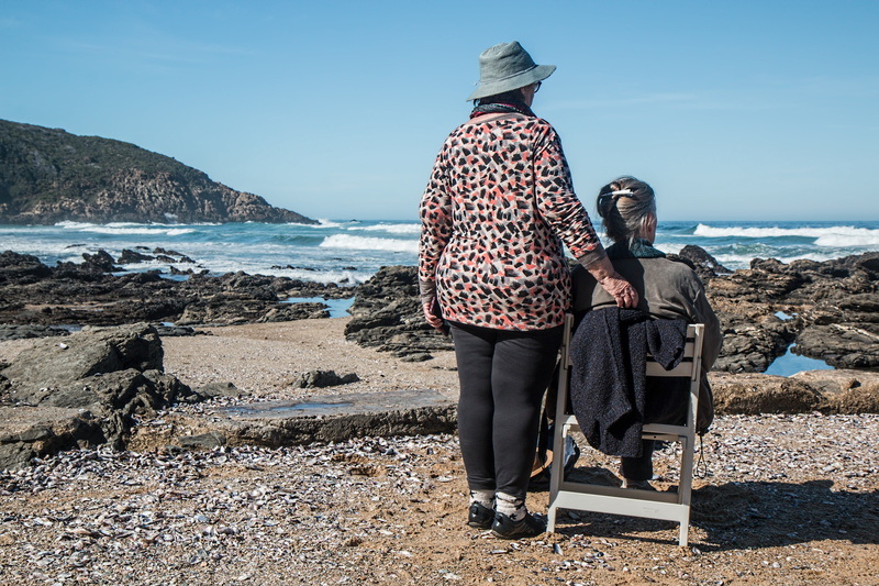 woman, outdoors, holiday, seashore, chatting, seaside, women friends, warm clothing, help, talking, female, herolds bay, daytime, sitting, trip, conversation