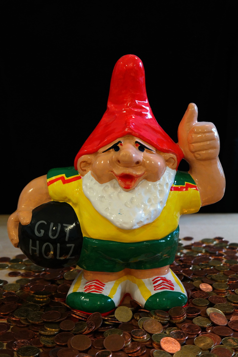 cent, figure, holiday, decoration, valuable, cap, dime pieces, garden gnome, kegler, 5K, money, human representation, christmas, euro, metal money, toy