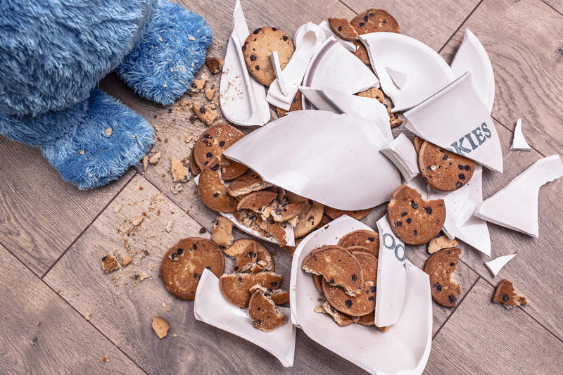 white color, silly, cookies, advent, cookie, fun, cake, decoration, christmas, dessert, table, snack, icing, indoors, crazy, creature, shape, holiday, bowl