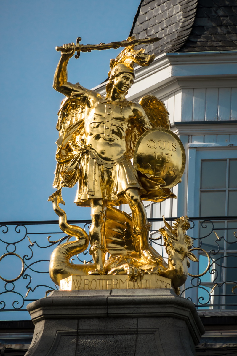 5K, fight, sky, sculpture, angel, building exterior, michael, representation, building, soldier, statue, no people, gold colored, built structure, archangel