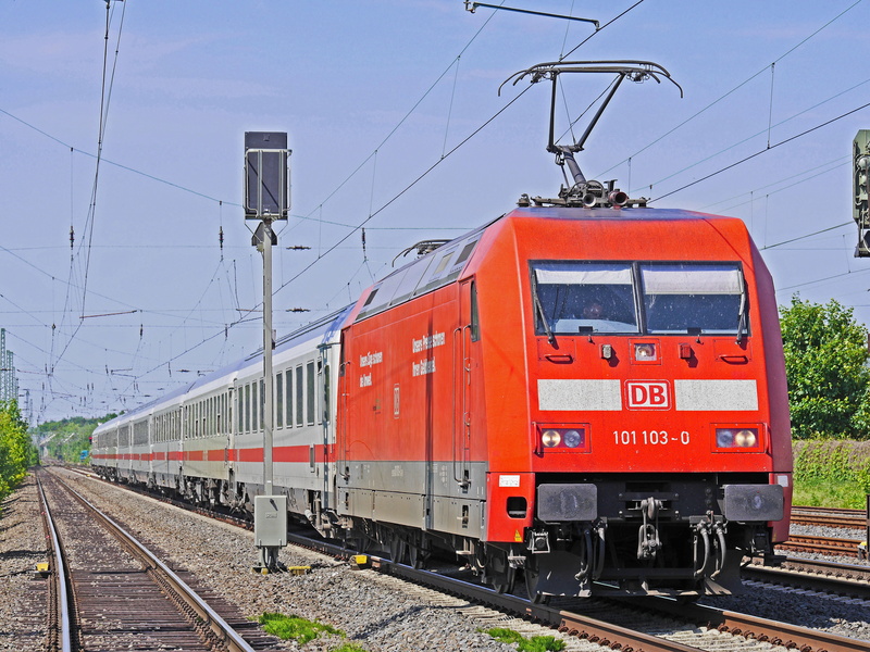 red, railway, no people, remote traffic, rail traffic, cable, electricity, land vehicle, fast driving locomotive, deutsche bahn, mode of transportation