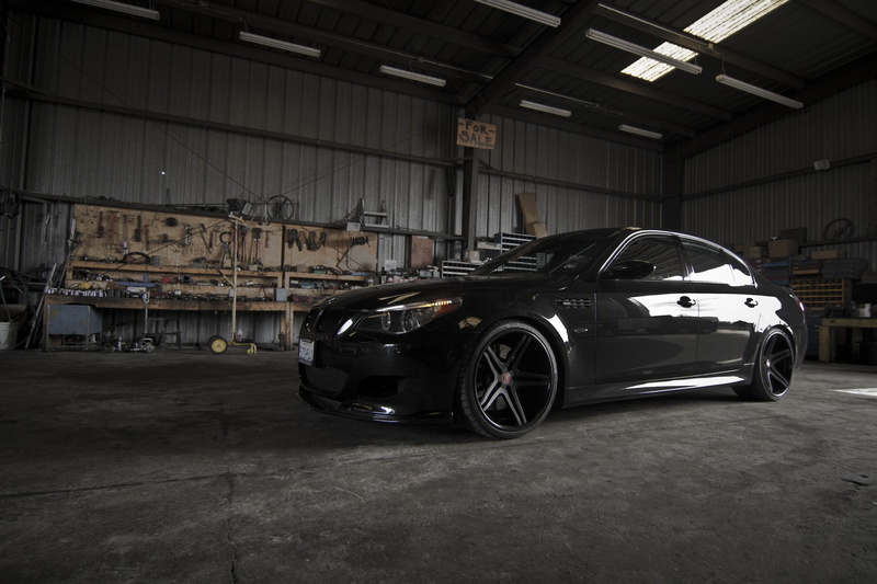 industry, sports car, car accident, mode of transportation, modern, fuel and Power Generation, building, repair shop, mode of Transport, shiny, stationary