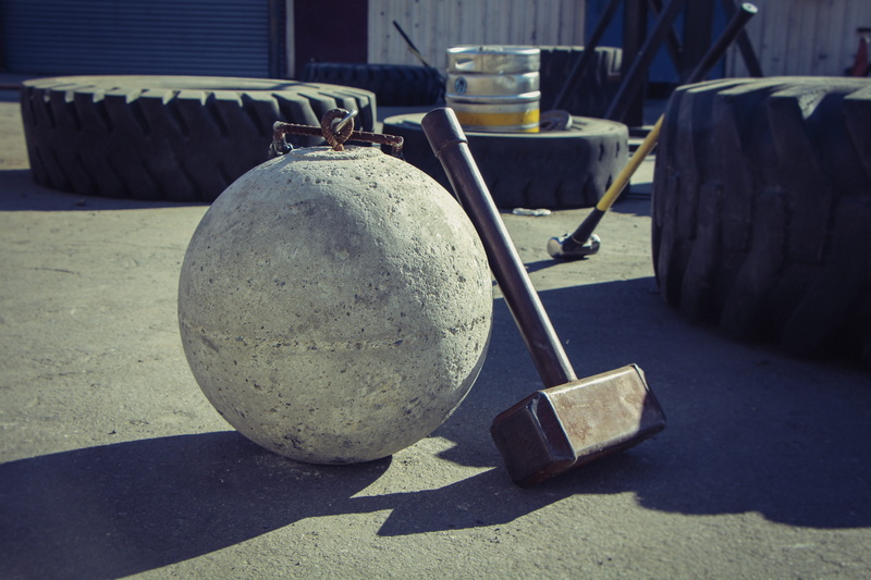 concrete, refreshment, 5K, food and drink, absence, outdoor, close-up, crossfire, nature, fitness, still life, no people, drink, arts culture and entertainment
