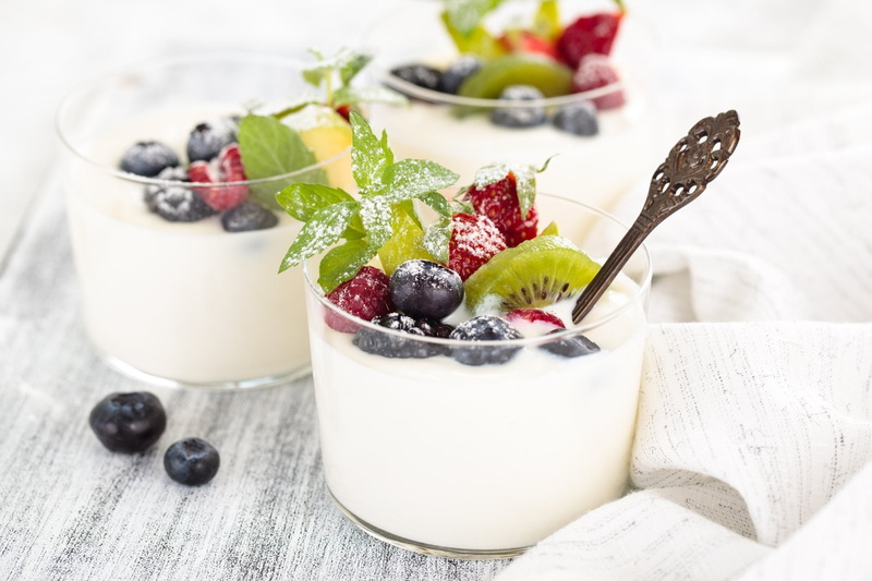 sweet food, 1080P, wellbeing, berries, berry fruit, bowl, meal, dairy product, healthy eating, glass, no people, spoon, eating utensil, kitchen utensil