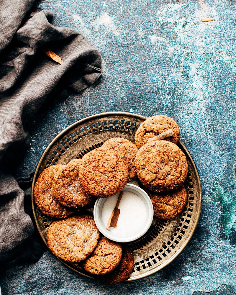 2K, table, food and drink, effects, day, chocolate chip cookie, temptation, freshness, bed, high angle view, plate, cookie, food, directly above, sweet food