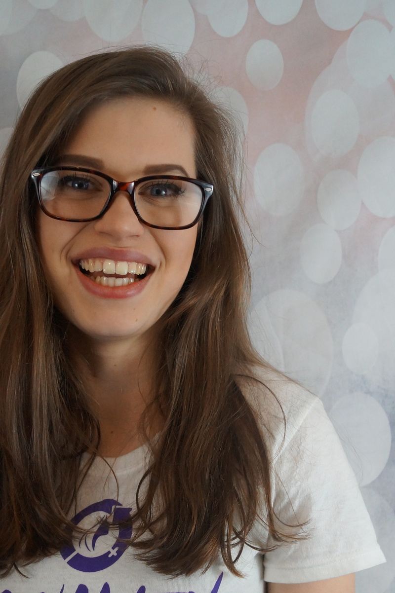 eyeglasses, pretty, lifestyles, looking at camera, young, teeth, headshot, face, model, young adult, glasses, real people, smiling, front view, hairstyle