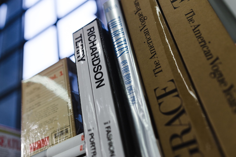 consumerism, knowledge, city, bookstore, western script, number, accuracy, day, finance, group of objects, visit, retail, 5K, newspaper, bookshop, books
