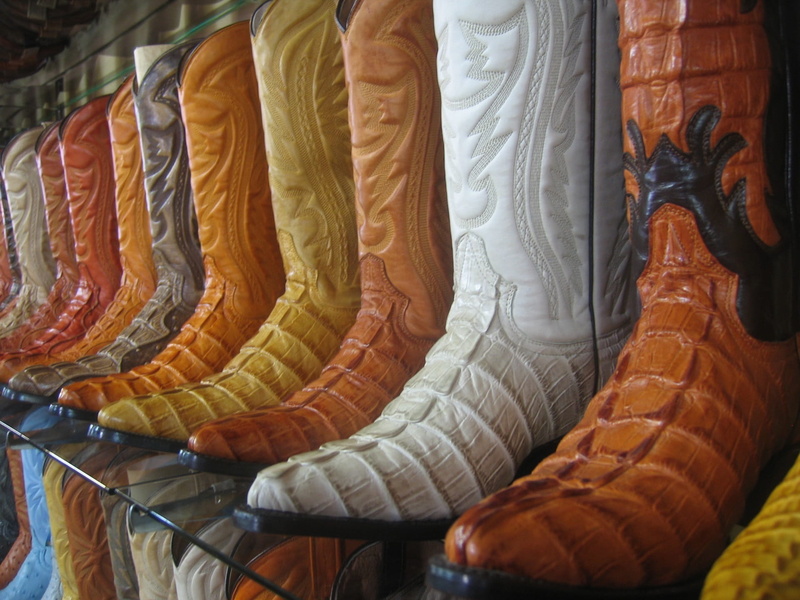 store, no people, shop, day, boot, multi colored, footwear, in a row, 1080P, bootmaker, indoors, variation, hanging, still life, colorful, usa, western