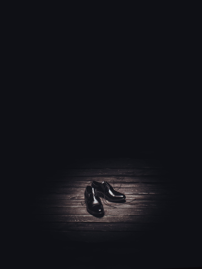 shadow, pair, jewelry, black color, necklace, single object, floor, close-up, indoors, wood - material, studio shot, leather, 2K, fashion, table, black background