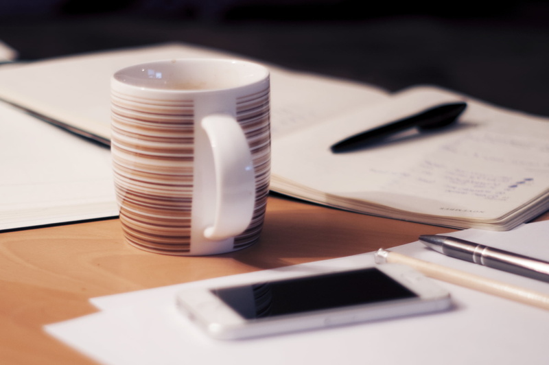 day, indoors, stripe, 1080P, communication, no people, mobile phone, ceramic, working, desk, digital tablet, iphone, stack, wireless technology, table