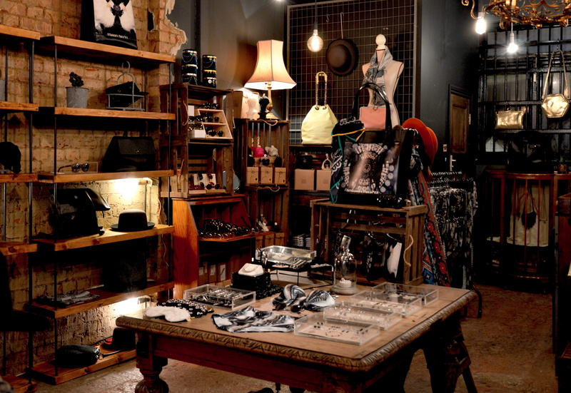 jewelries, illuminated, display, workshop, shop, 5K, interior, decoration, store, abundance, lifestyle, rack, items, art and craft, electric lamp, choice